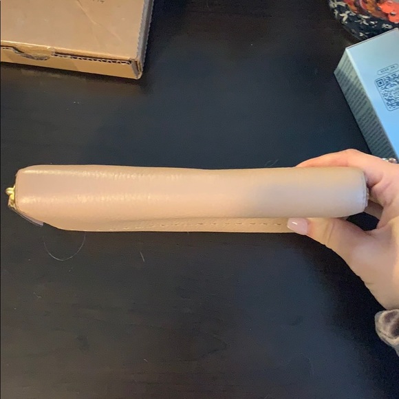 Tory Burch Wallet - Picture 5 of 6